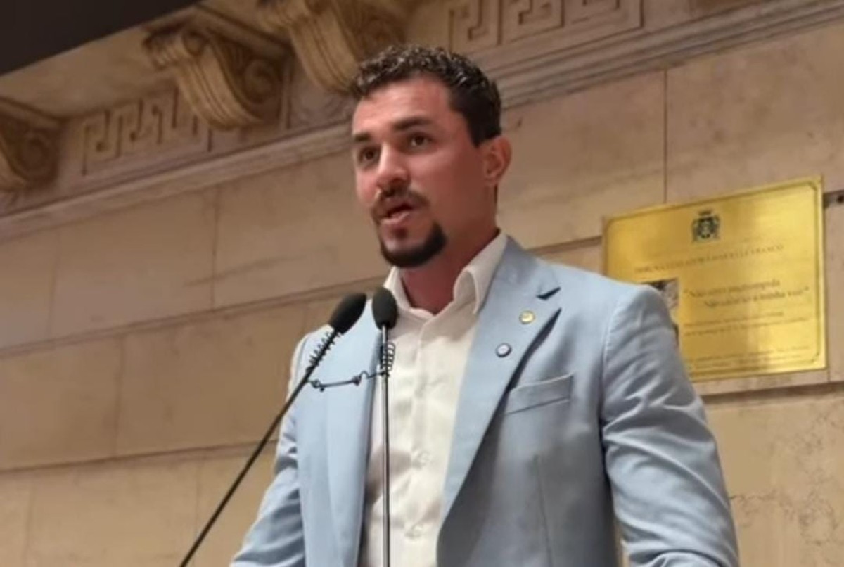 Ex-secretário de Paes é preso por pedir autorização a líderes de facção criminosa para fazer campanha