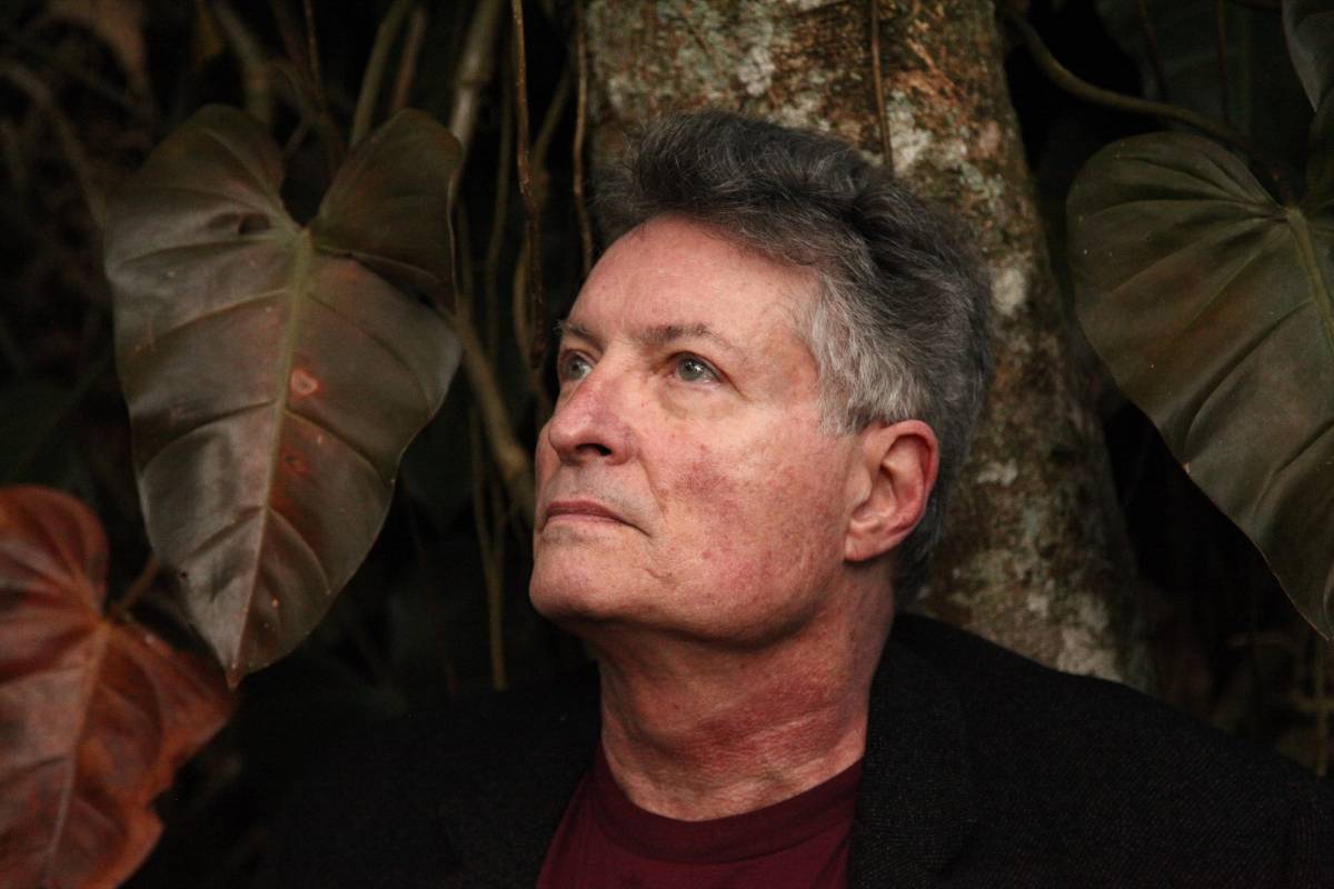 Sergio Vid transforma canções de Chico Buarque em rock em novo álbum