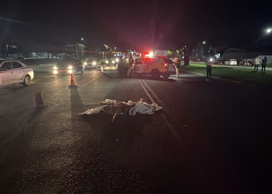 Homem morre após ser atropelado por caminhão em avenida de Marialva