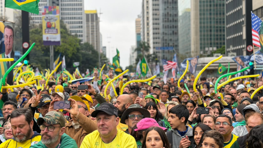 Em agenda de 7 de Setembro, Sergio Moro participa de desfile em Curitiba e ato na Avenida Paulista