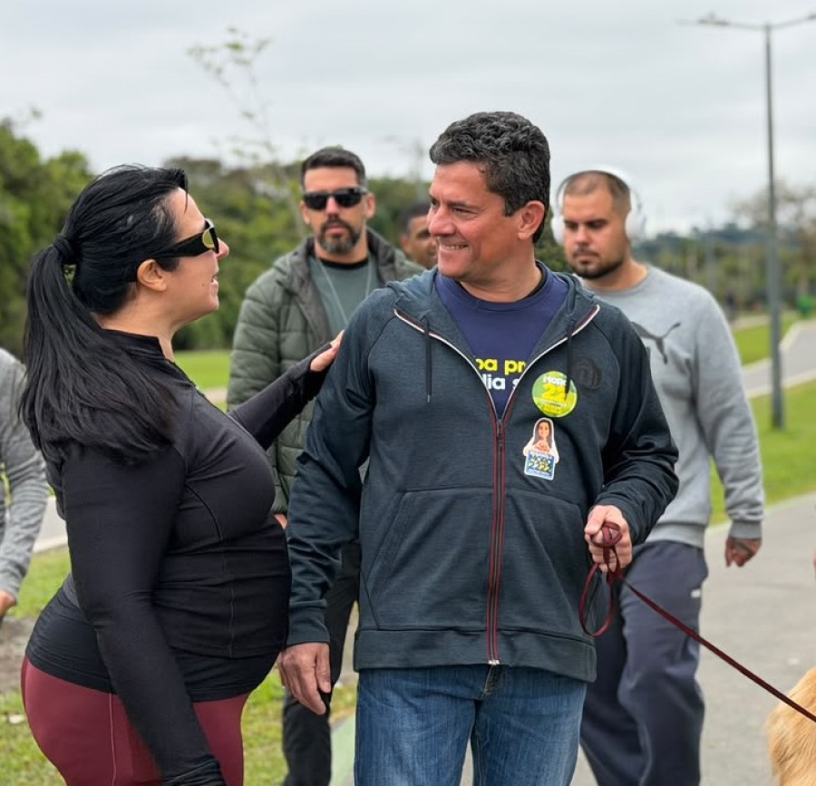 Justiça Eleitoral concede direito de resposta a Sergio Moro e veda propaganda de Sandro Alex