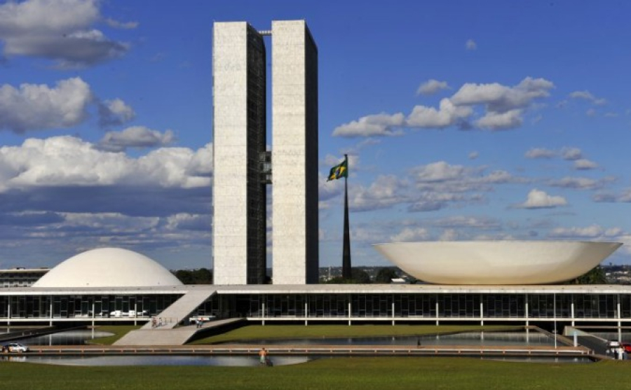 Paraná renova 60% da bancada na Câmara dos Deputados e elege 30 representantes 